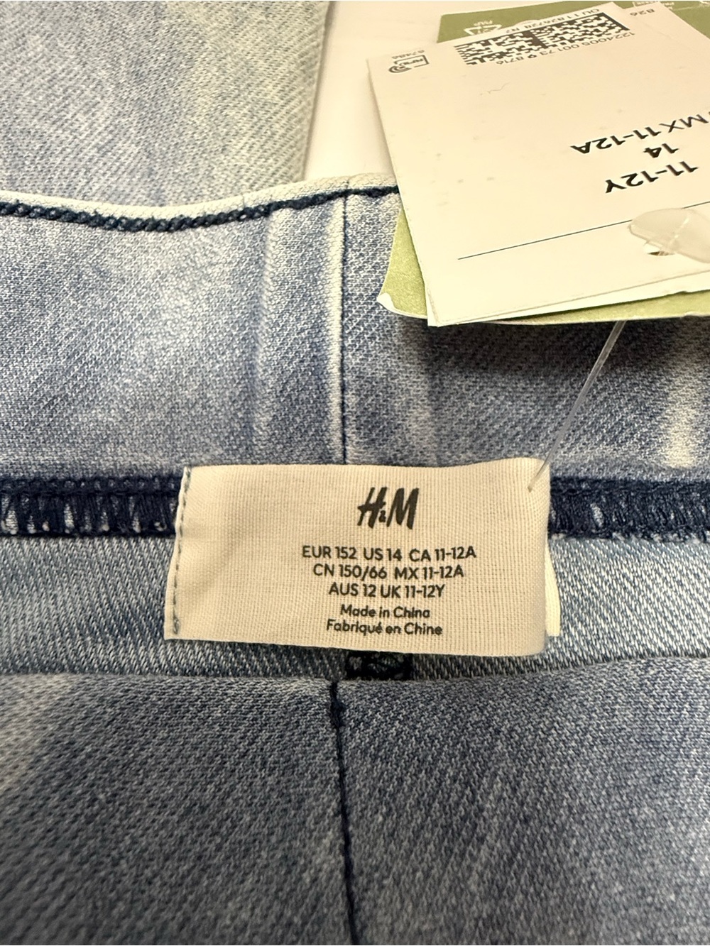 H&M Jeans - Picture 3 of 4